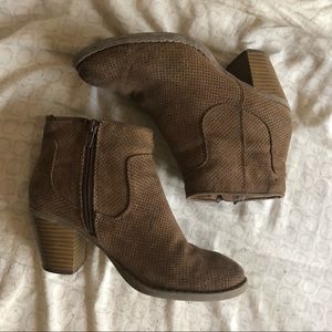 Old Navy ankle booties